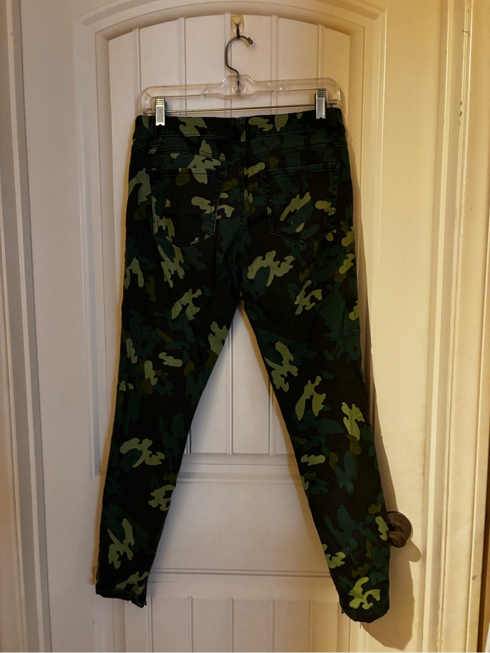 CAbi Green Camo Skinny Pants